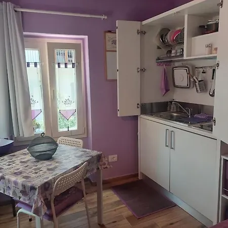 Il Mirtillo Colorata In Versilia Appartement